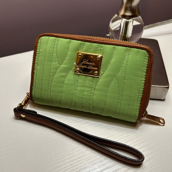 Ralph Lauren Accessories - New Ralph Lauren green wallet